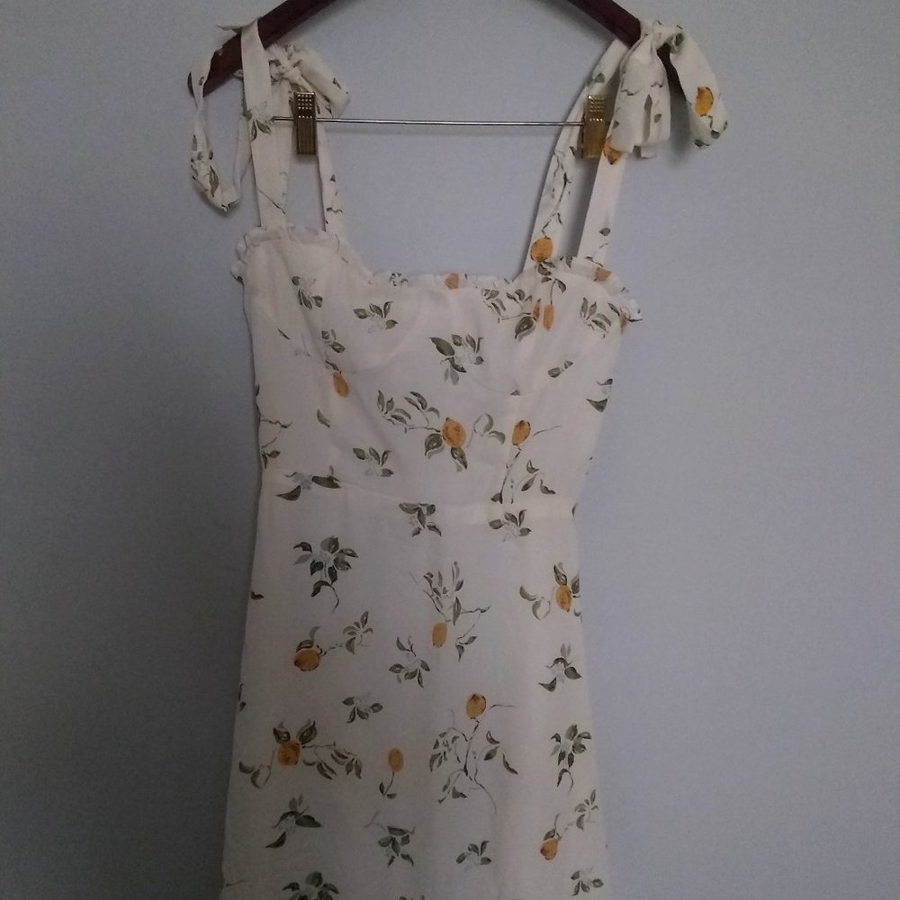 NWOT Tie Sleeves Size Medium White Floral Lemon Fit Flare Square Neck Mini Dress